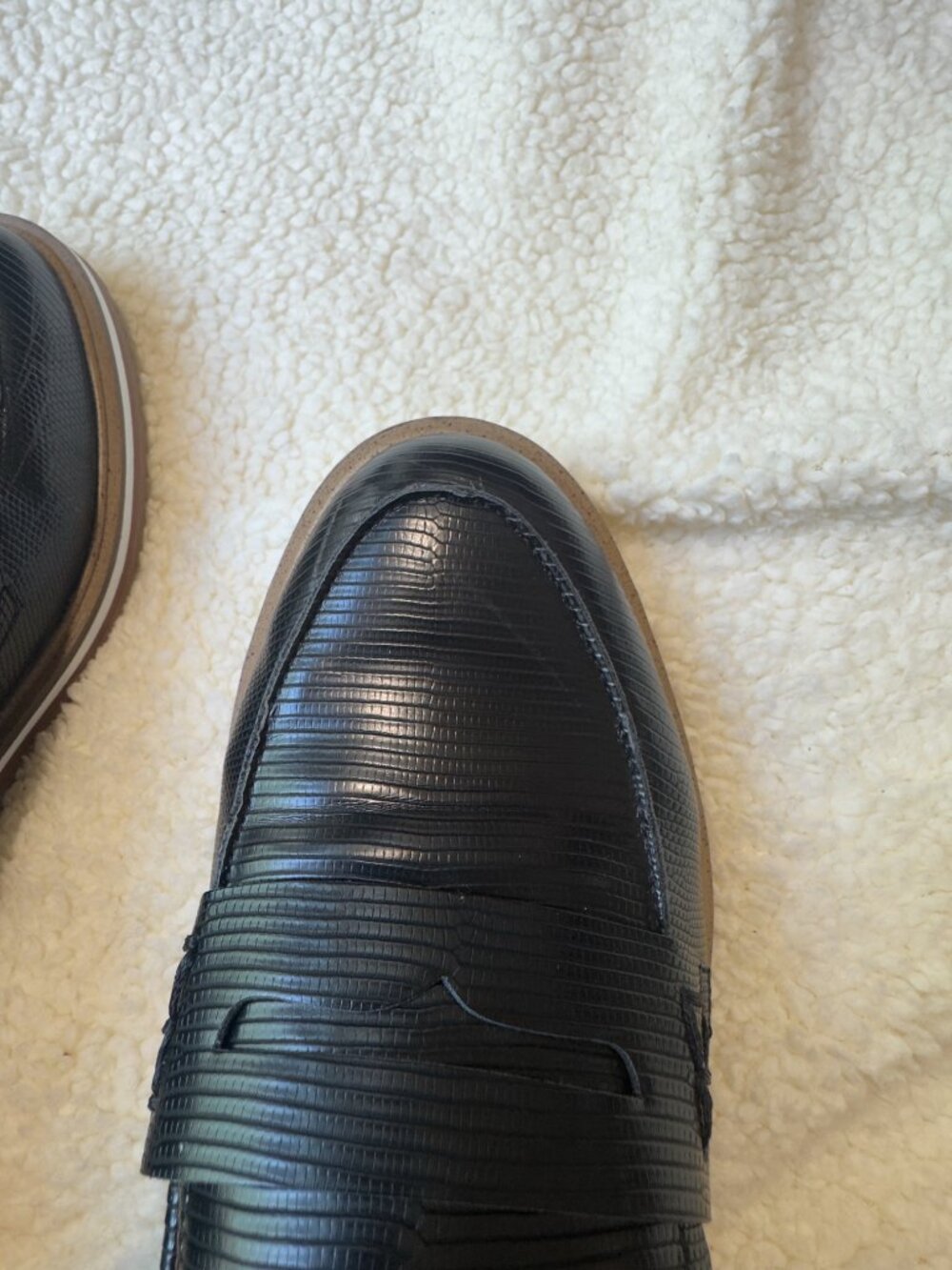 Kelly & Katie Black Lizard Embossed Penny Loafer Lug Sole Preppy Sz 8.5 - Picture 4 of 7